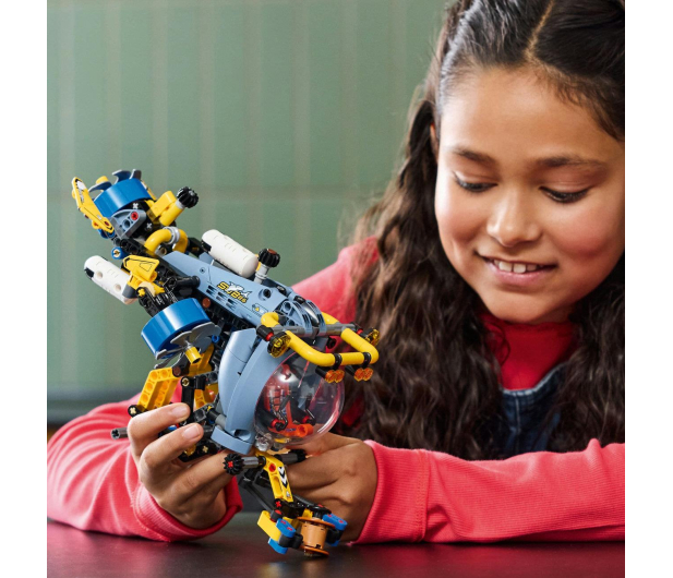 LEGO Technic 42201 Badawcza łódź podwodna - 1284090 - zdjęcie 13